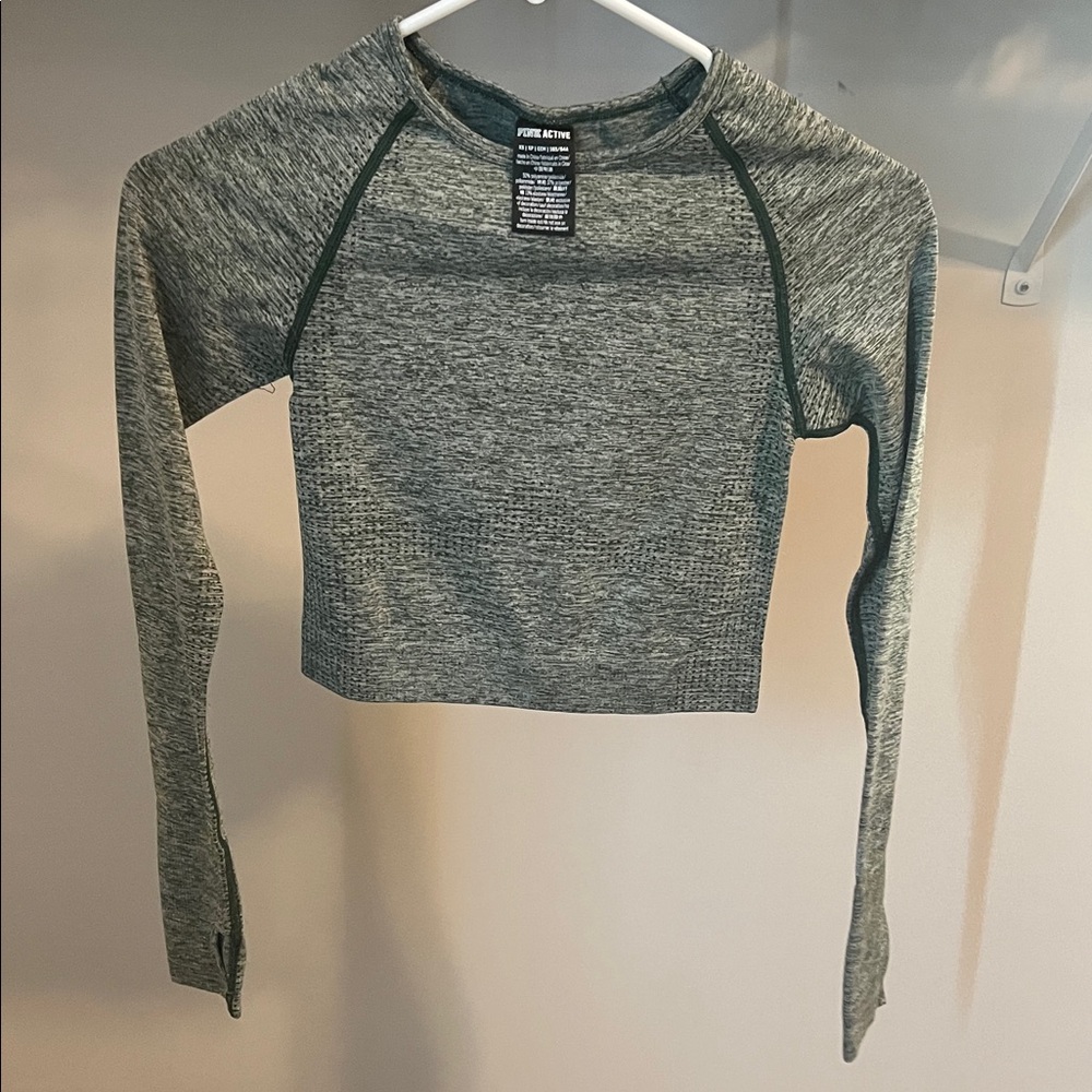 PINK active long sleeve crop top